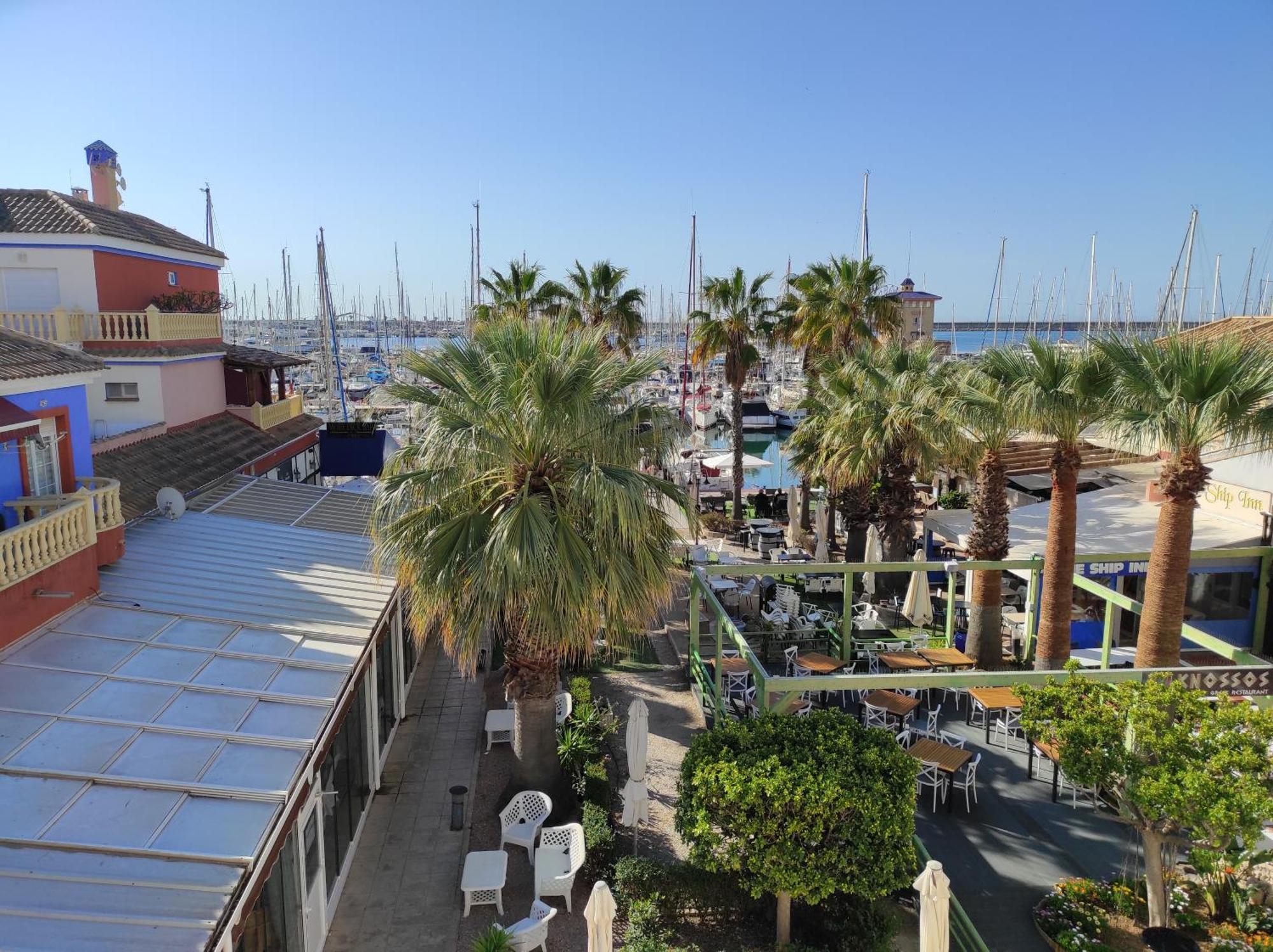 Marina Sunrise Puerto Appartement Torrevieja Buitenkant foto